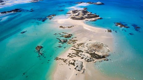 La plus caribéenne des îles anglo-normandes thumbnail
